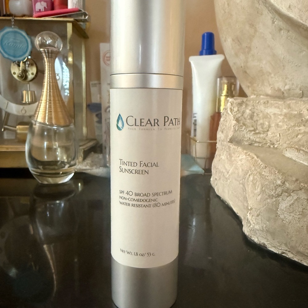 Clear Path Tinted Facial Sunscreen SPF 40 - Neutral Tint